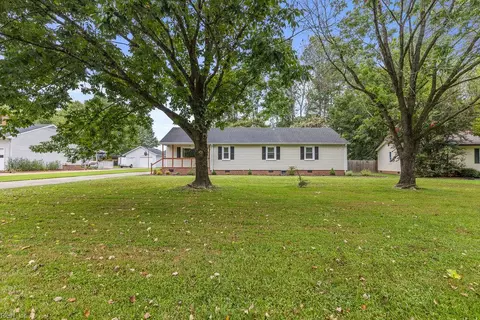 248 Carrie Dr, Franklin, VA 23851