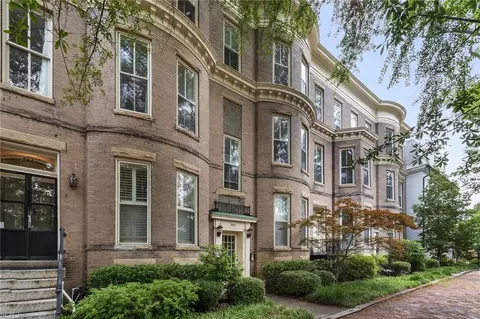 342 W Freemason St #5, Norfolk, VA 23510