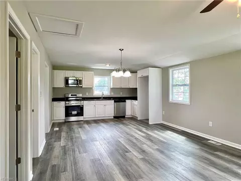 5108 Hazelwood Rd, Hampton, VA 23605 photo 24