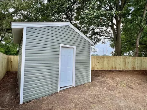 5108 Hazelwood Rd, Hampton, VA 23605 photo 40