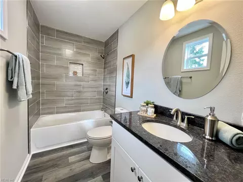 5108 Hazelwood Rd, Hampton, VA 23605 photo 12