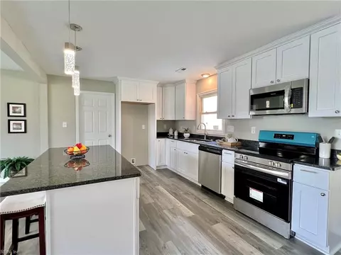5108 Hazelwood Rd, Hampton, VA 23605 photo 7