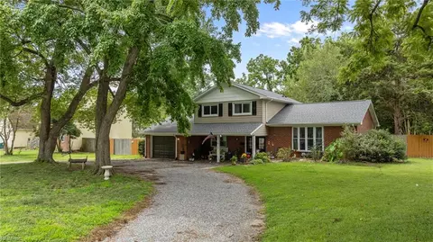 111 Hertzler Rd, Newport News, VA 23602