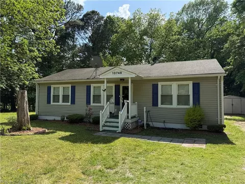 10748 Smiths Neck Rd, Carrollton, VA 23314