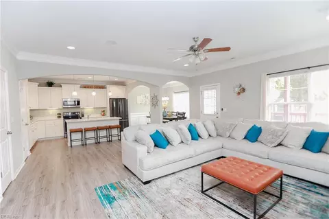 9558 20th Bay St, Norfolk, VA 23518