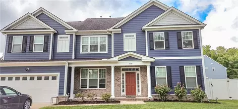 809 Obsidian Ct, Chesapeake, VA 23322