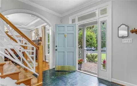 11170 Olde Towne Pl, Smithfield, VA 23430