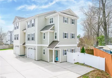 926 13th St, Virginia Beach, VA 23451