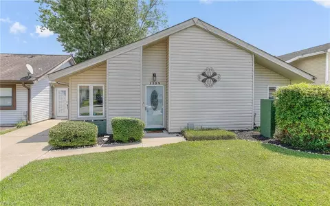 3309 Waterman Rd, Virginia Beach, VA 23452