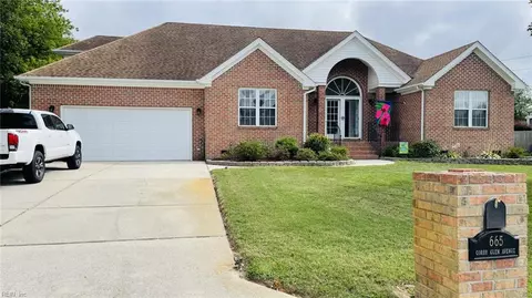 665 Corby Glen Ave, Chesapeake, VA 23322