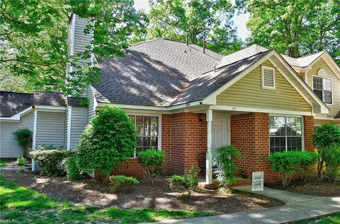 841 Masters Trl, Newport News, VA 23602