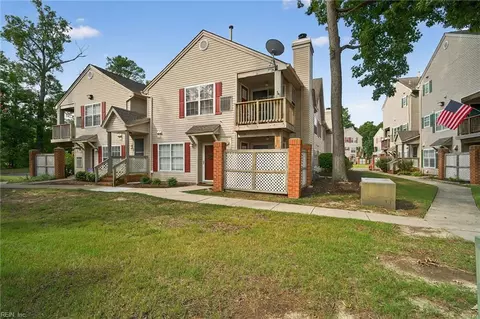 12780 Daybreak Cir, Newport News, VA 23602