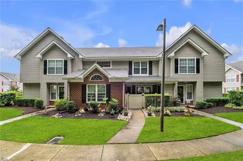 3829 Lasalle Dr #107, Virginia Beach, VA 23453