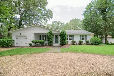103 Tarpon Dr, Yorktown, VA 23692
