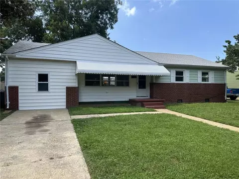 8209 Wedgewood Dr, Norfolk, VA 23518