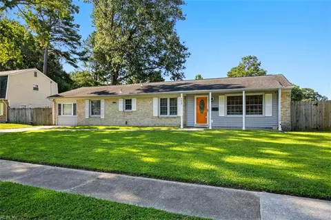 3637 Walnut Hill Rd, Virginia Beach, VA 23452