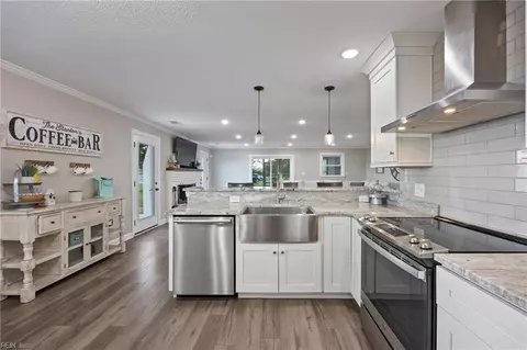 4204 Blackwater Rd, Virginia Beach, VA 23457