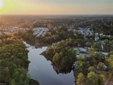 Mm Cove Amavida, Chesapeake, VA 23323