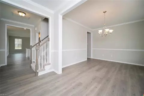 Entry Way - 2239 Captiva Ln, Chesapeake, VA 23321 photo 3 of 10