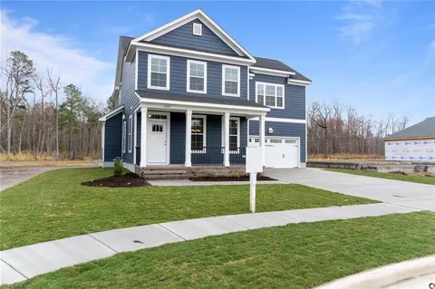 Exterior - 2239 Captiva Ln, Chesapeake, VA 23321 photo 2 of 7