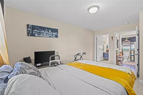 Bedroom - 219 Martha Lee Dr, Hampton, VA 23666 photo 1 of 7