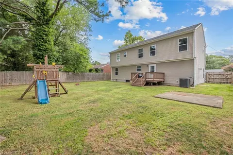 Exterior - 219 Martha Lee Dr, Hampton, VA 23666 photo 7 of 8