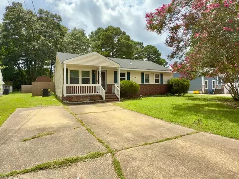 2017 Athens Ct, Chesapeake, VA 23323