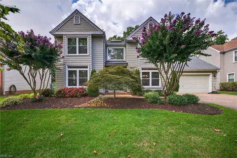 5236 Club Head Rd, Virginia Beach, VA 23452