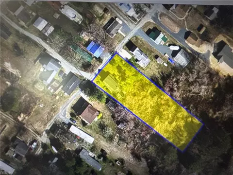 3252 Colona St, Chincoteague, VA 23336