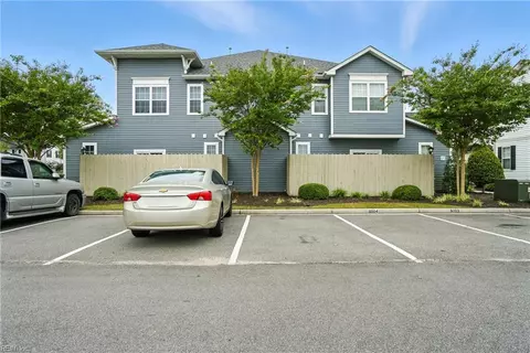 5113 Elsie Dr, Virginia Beach, VA 23455