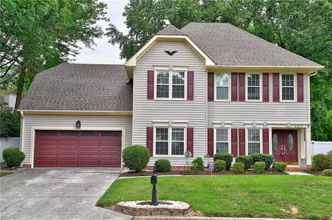 4215 Munford Ln, Chesapeake, VA 23321