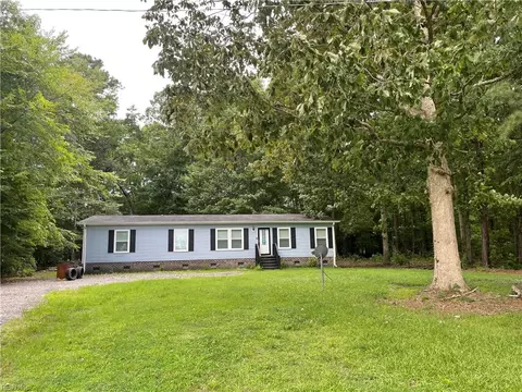 994 Snug Harbor Rd, Hertford, NC 27944