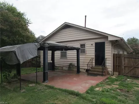 Other - 358 Lincoln St, Hampton, VA 23669 photo 1 of 4
