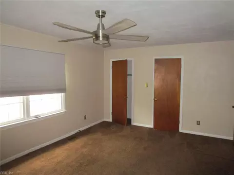 Bedroom - 358 Lincoln St, Hampton, VA 23669 photo 6 of 6