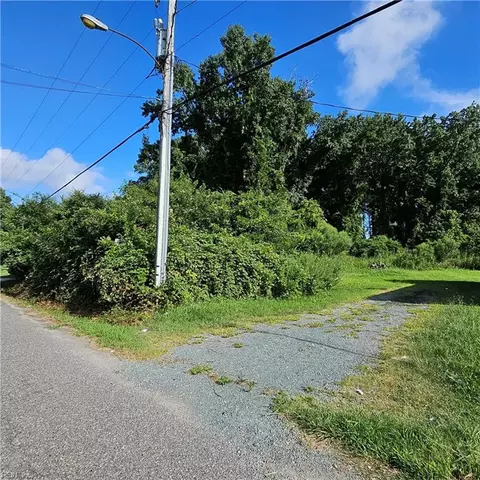 732 Vaughan Ave, Hampton, VA 23661