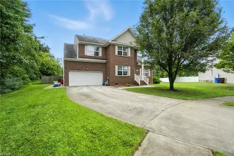 1463 Rivers Edge Trce, Chesapeake, VA 23323