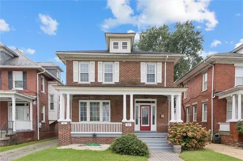 520 Settlers Landing Rd, Hampton, VA 23669