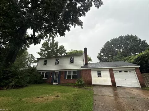 450 Dauphin Ln, Virginia Beach, VA 23452