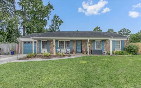 6109 Charlecote Cir, Virginia Beach, VA 23464