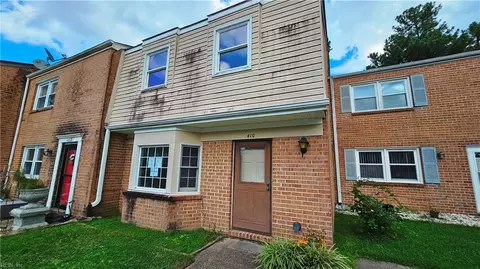 410 Big Leaf Cir, Virginia Beach, VA 23454