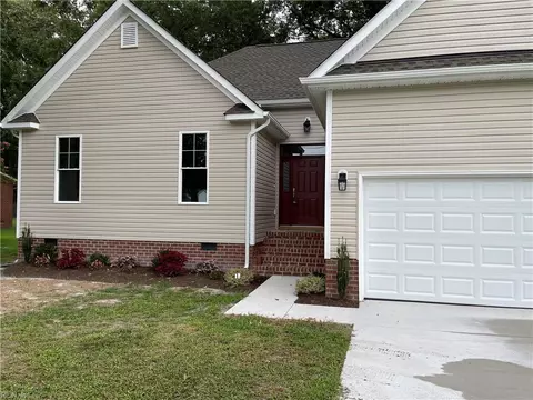 59 Huber Rd, Newport News, VA 23601