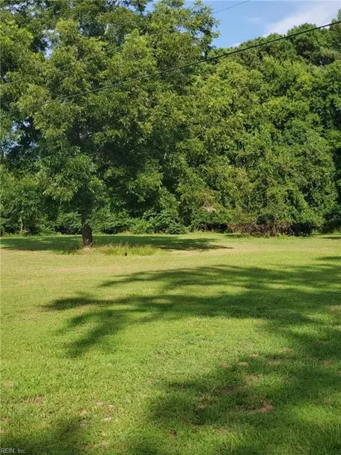 2208 Old Ferry Rd, Mathews County, VA 23076