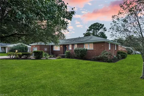 417 Parker Rd, Chesapeake, VA 23322