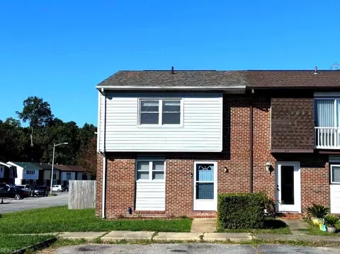 601 Charles Ct, Virginia Beach, VA 23462
