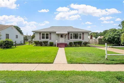 900 Swain Ave, Chesapeake, VA 23324