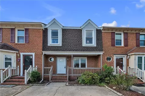 1704 Volvo Pw Pkwy, Chesapeake, VA 23320