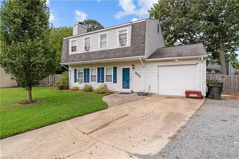 305 Lampros Ct, Hampton, VA 23666