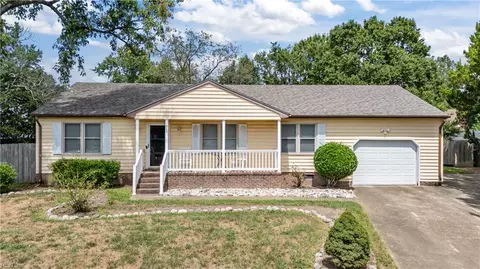 908 Levee Ct, Chesapeake, VA 23323