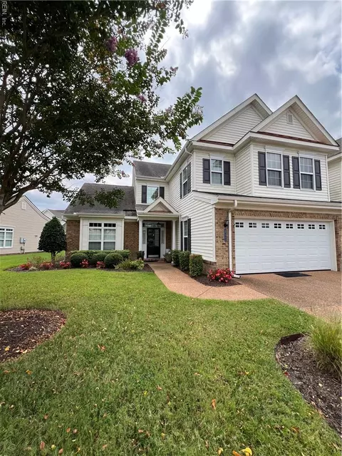 537 Dunning Ln, Chesapeake, VA 23322