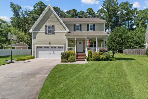 1712 Hydenwood Cres, Chesapeake, VA 23321